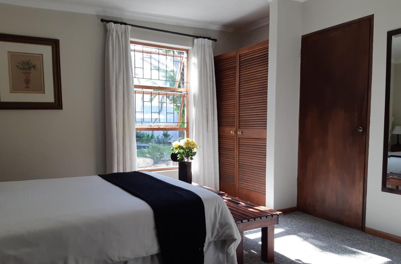 Be My Guest Lodge Bloubergstrand Extérieur photo