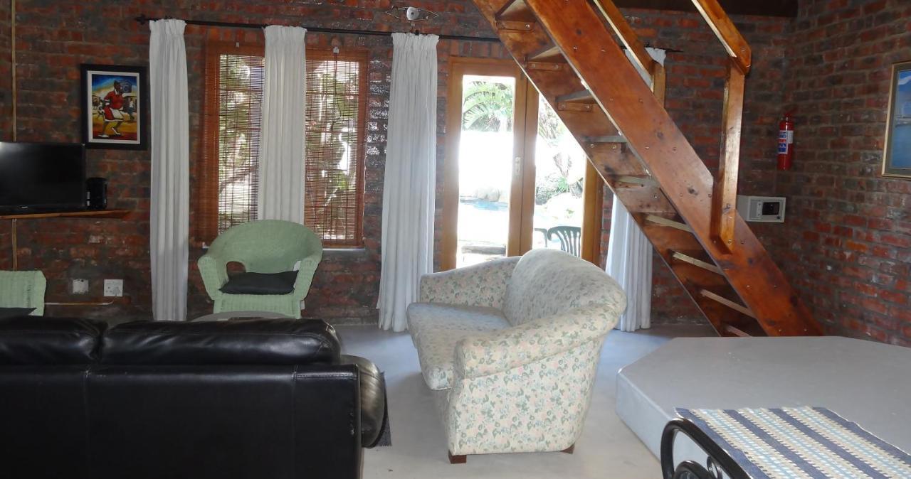 Be My Guest Lodge Bloubergstrand Extérieur photo